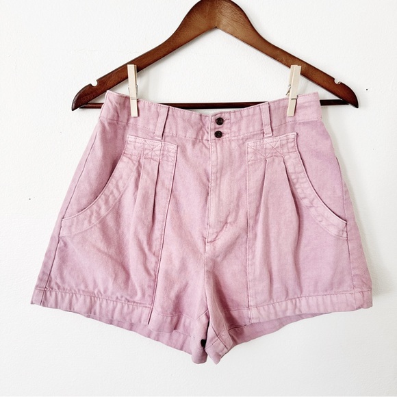 Universal Thread High-Waist Pleated Shorts in Dusty Pink size 4 - Picture 2 of 4